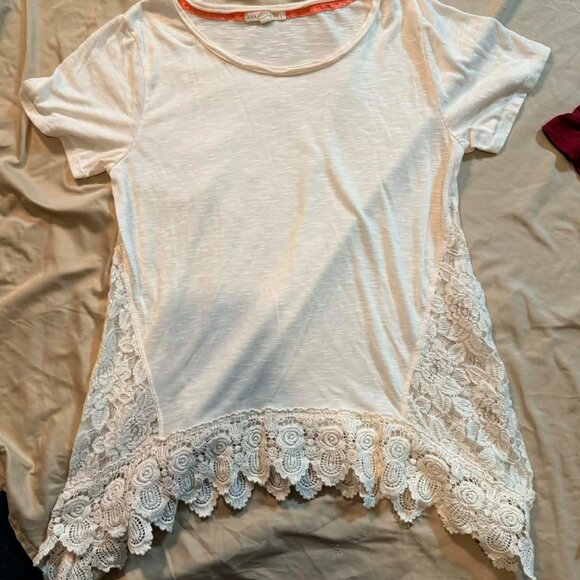 THREE Mixed Brands Short Sleeve Blouse Tops SM/MED/LG Tan, Ivory, Burgundy - Picture 7 of 14